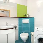 Bright Robocza In Wilda With Parking By Renters