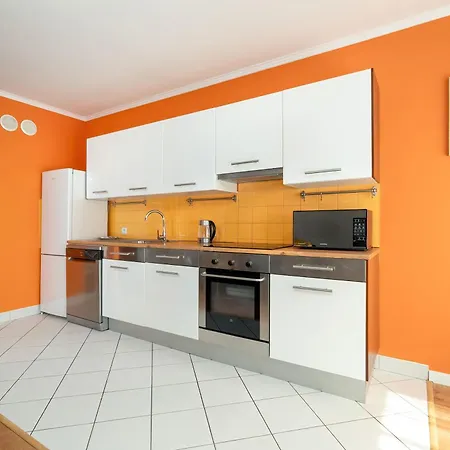 Apartament Bright Robocza In Wilda With Parking By Renters *