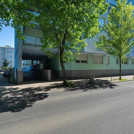 Apartament Bright Robocza In Wilda With Parking By Renters Poznań