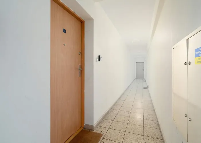 Apartment Bright Robocza In Wilda With Parking By Renters